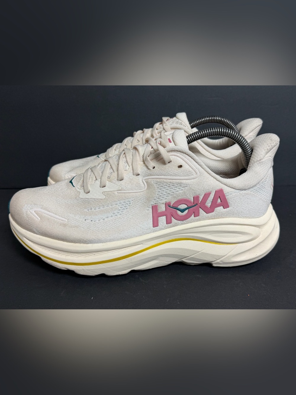 Hoka OneOne Clifton 10 Birch/Alabaster Running Shoes Womens Size 10B BARELY WORN